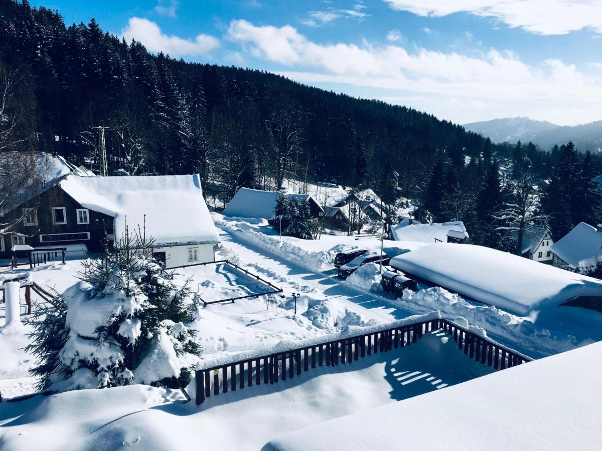 Hotel Peklo Pro Rodiny S Detmi Йозефув-Дул Экстерьер фото